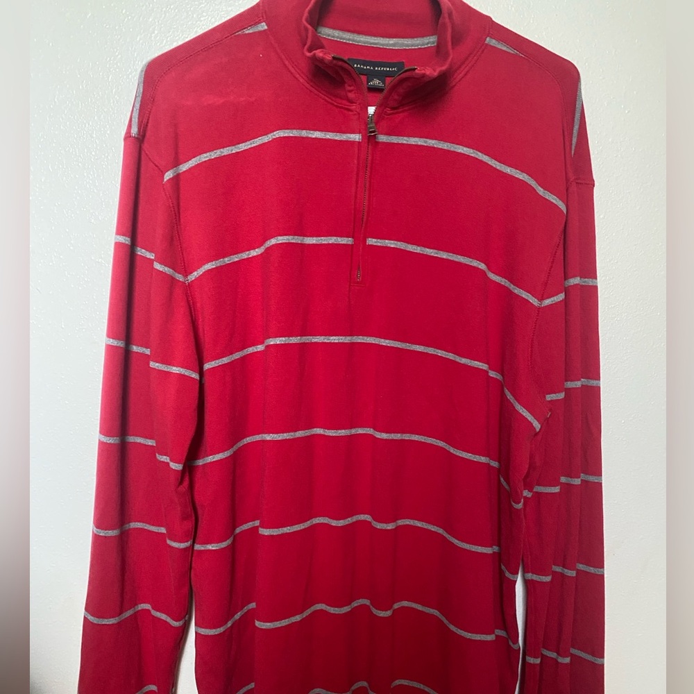 Banana Republic Red and Gray Stripe 1/4 Zip-Up Pullover size XL